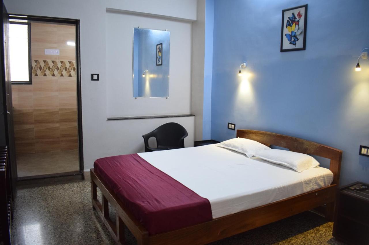SanRit Hotel GOA Buitenkant foto