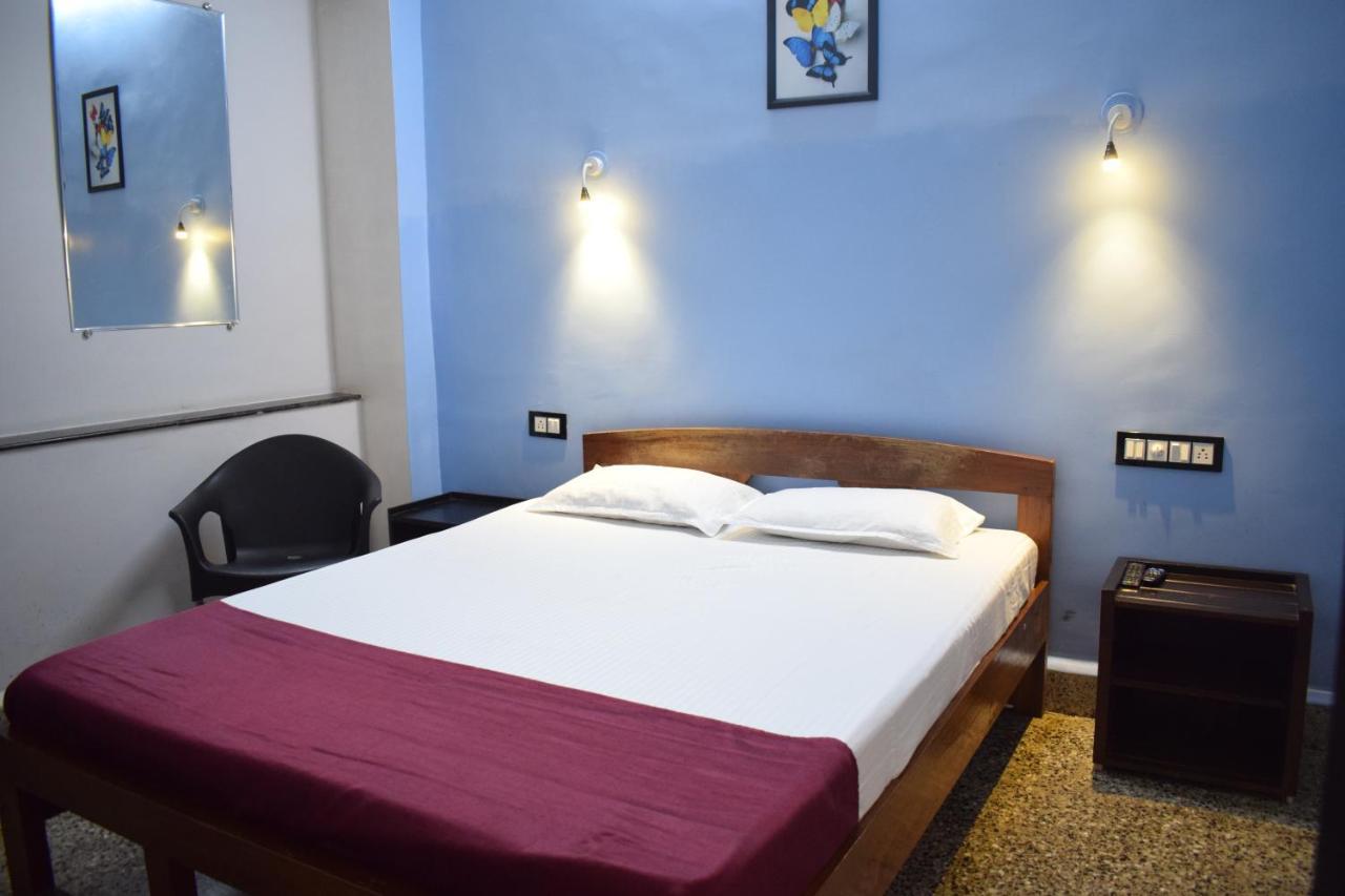 SanRit Hotel GOA Buitenkant foto